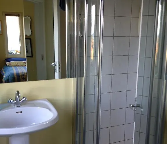 Rock Hill House 3*